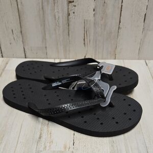 Room Essentials Black Sandals with Modern Design